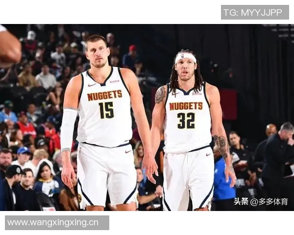 掘金半场小幅领先国王约基奇表现出色戈登贡献12分威少状态低迷三分球未能命中