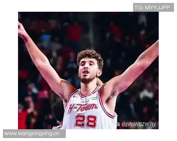 申京分享对抗经验每次遭遇包夹我总是选择传球给阿门完成扣篮