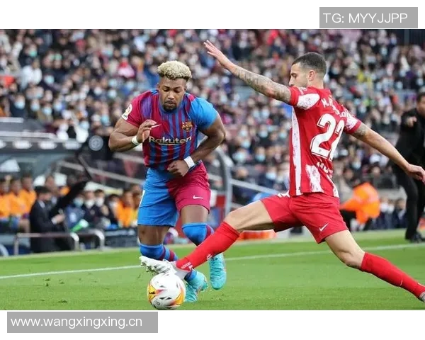 阿尔巴表现惊艳传射建功四次关键传球评分高达九点七分